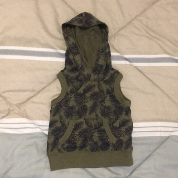 2 Piece Set - Picture 2 of 3